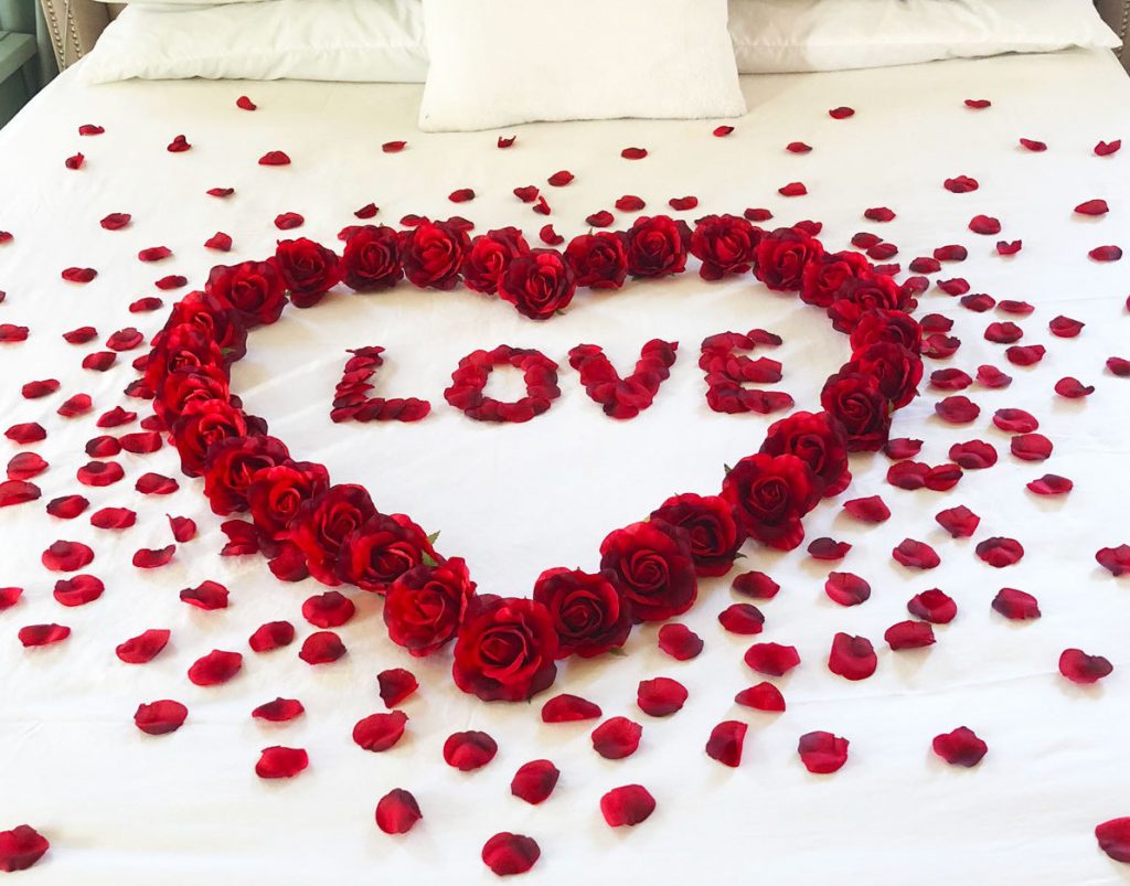 romantic room