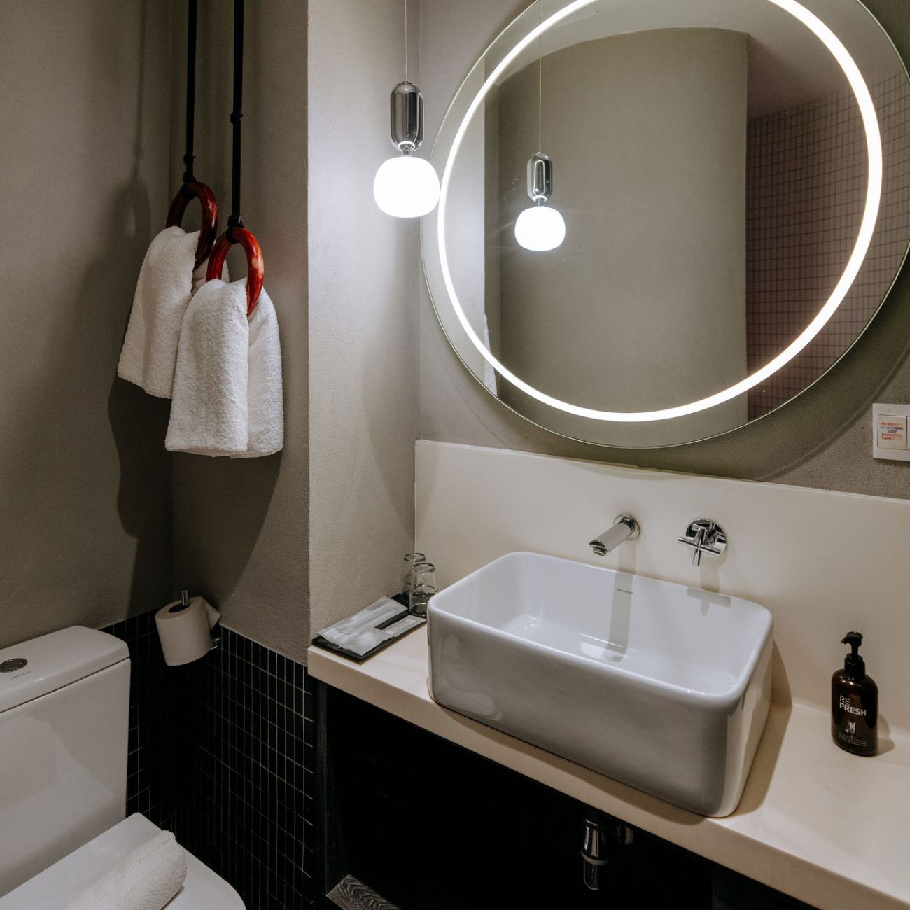 MOVHotel_04092023_077.jpg
